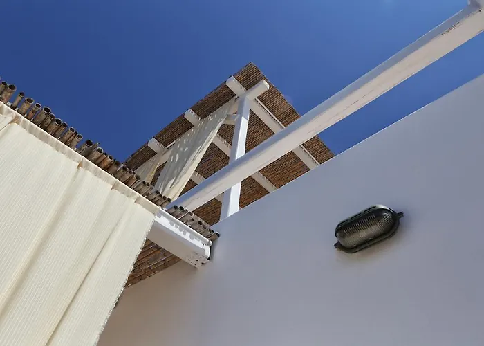 La Maison Blanche 3* 아기오스 스테파노스