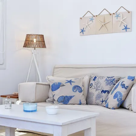 ホテル La Maison Blanche アギオス・ステファノス