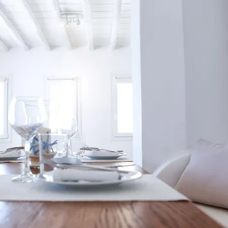 La Maison Blanche 3* 아기오스 스테파노스