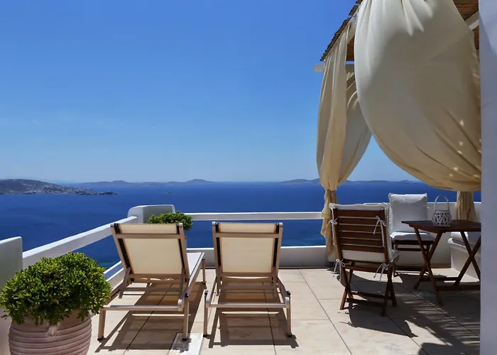 Hotel La Maison Blanche 3*