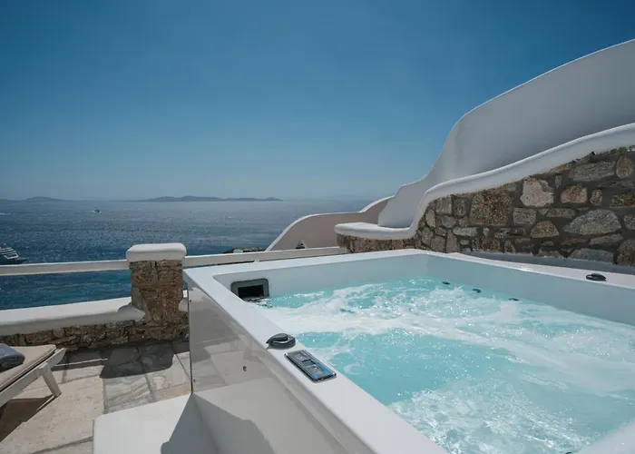 La Maison Blanche Hotel