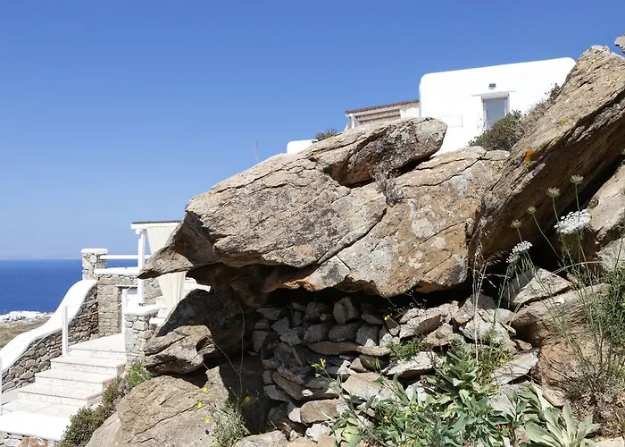 La Maison Blanche Hotel