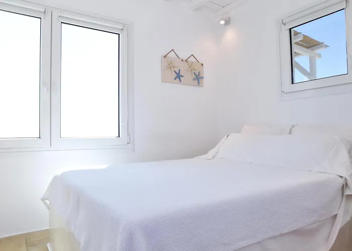 La Maison Blanche Hotel